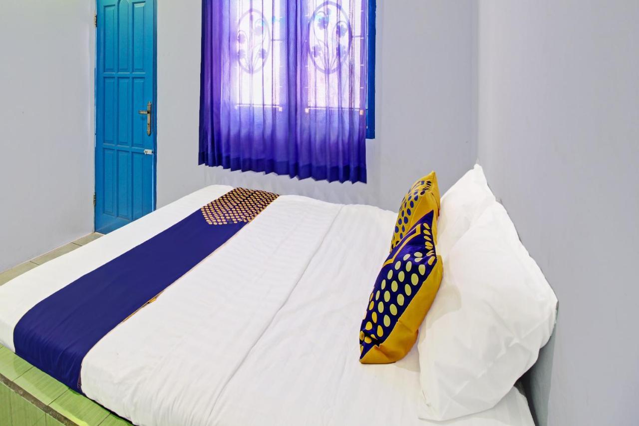 SPOT ON 91694 Hotel Rama Chandra Temanggung Bagian luar foto